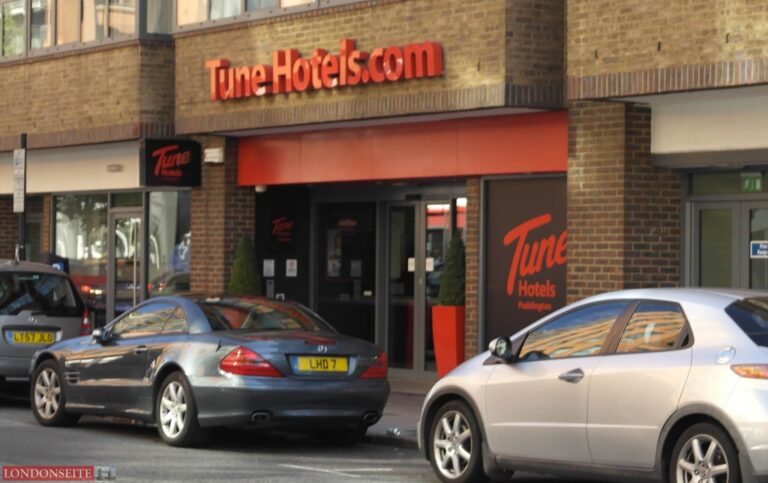 Tune Hotel London Paddington